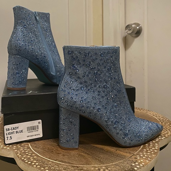 Betsey Johnson Cady Blue Sequin Pointed Toe Heeled Ankle Boot - Picture 6 of 17